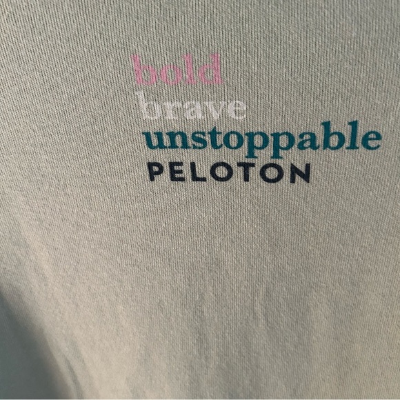 Peloton Heart Pullover Sweatshirt. Size Large. - Picture 6 of 11